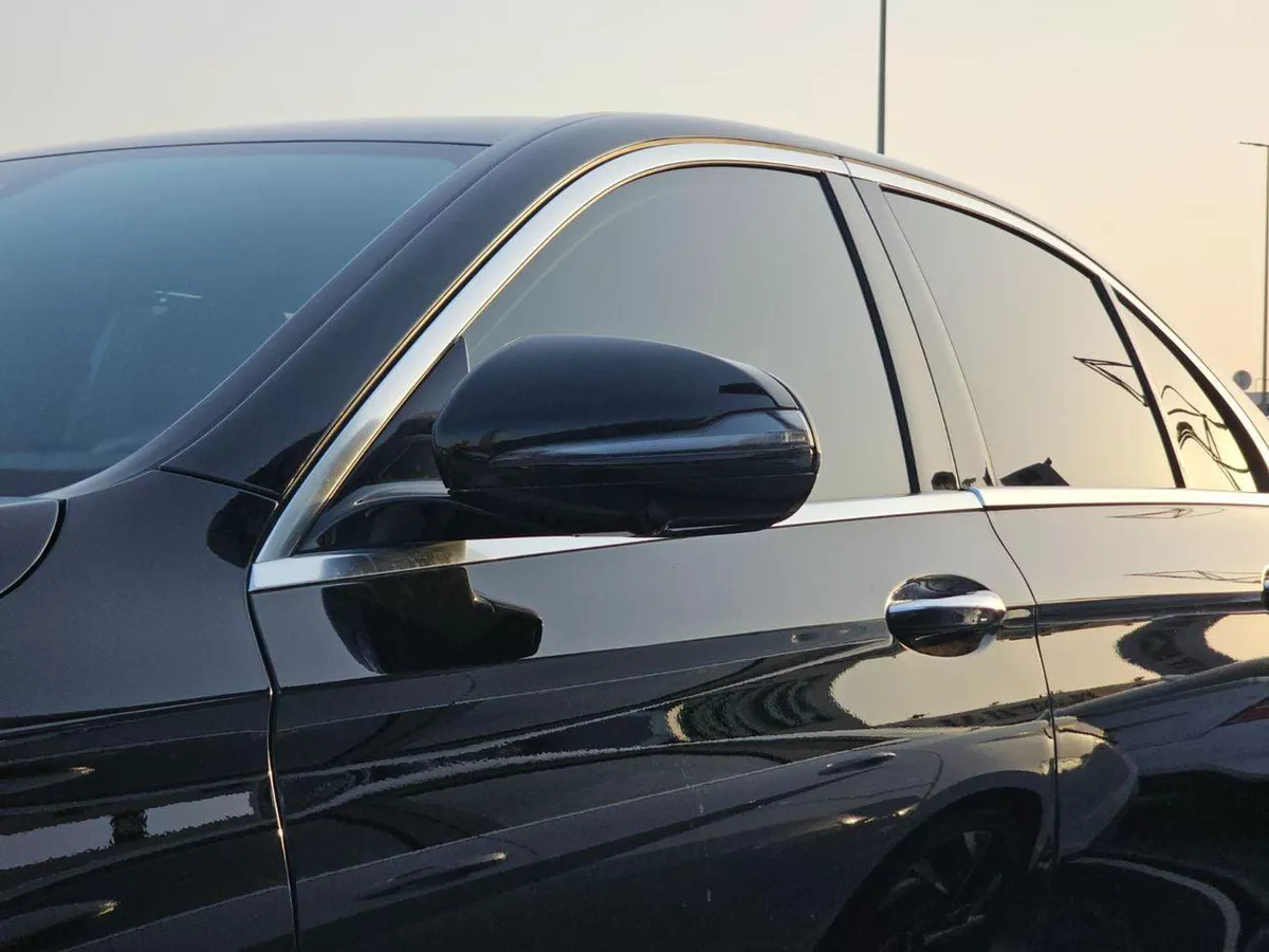 Mercedes Benz E200 PREMIUM Mercedes E200 Black 2.0L Turbo 2023 Model GCC-3-0