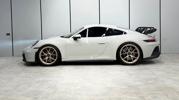 Porsche 911 GT3 | Crayon Color | European specs
