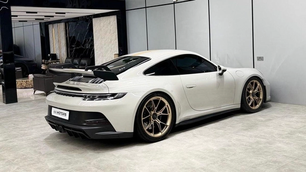 Porsche 911 GT3 | Crayon Color | European specs