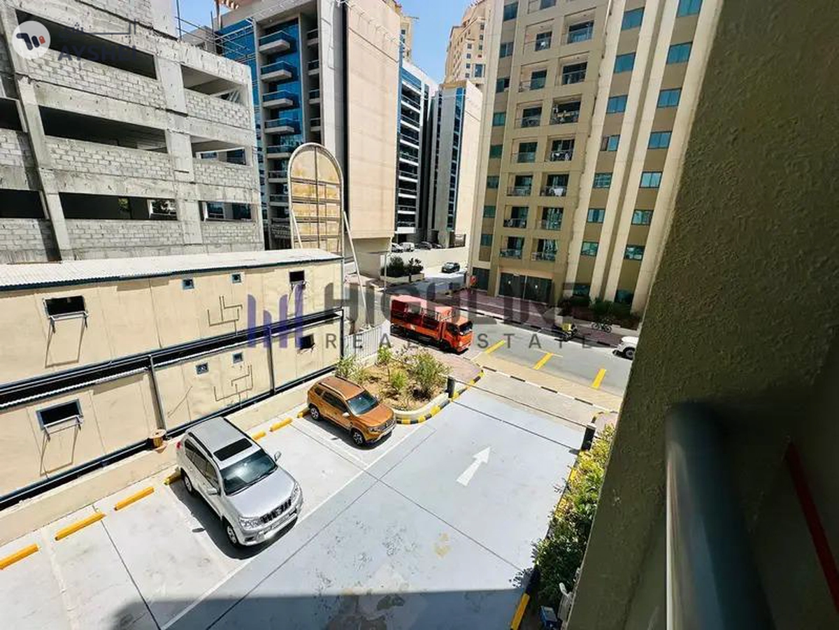 Elegant 1BHK | Prime location | Semi Closed Kitchen-6-6