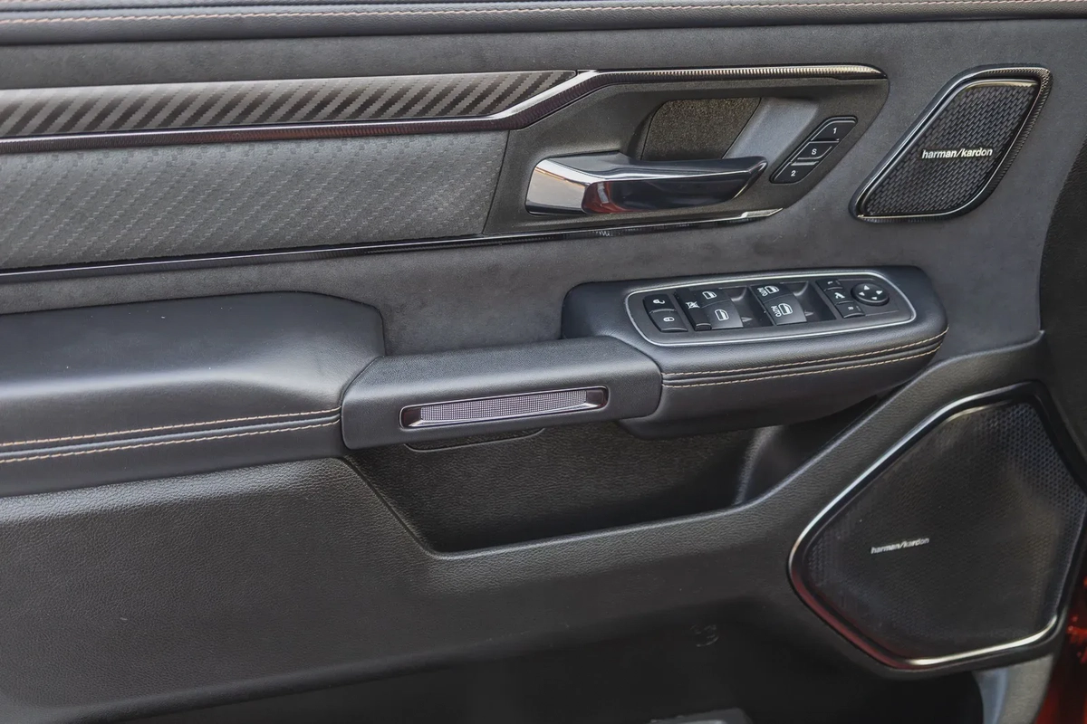 RAM 1500 TRX 2024-18-18