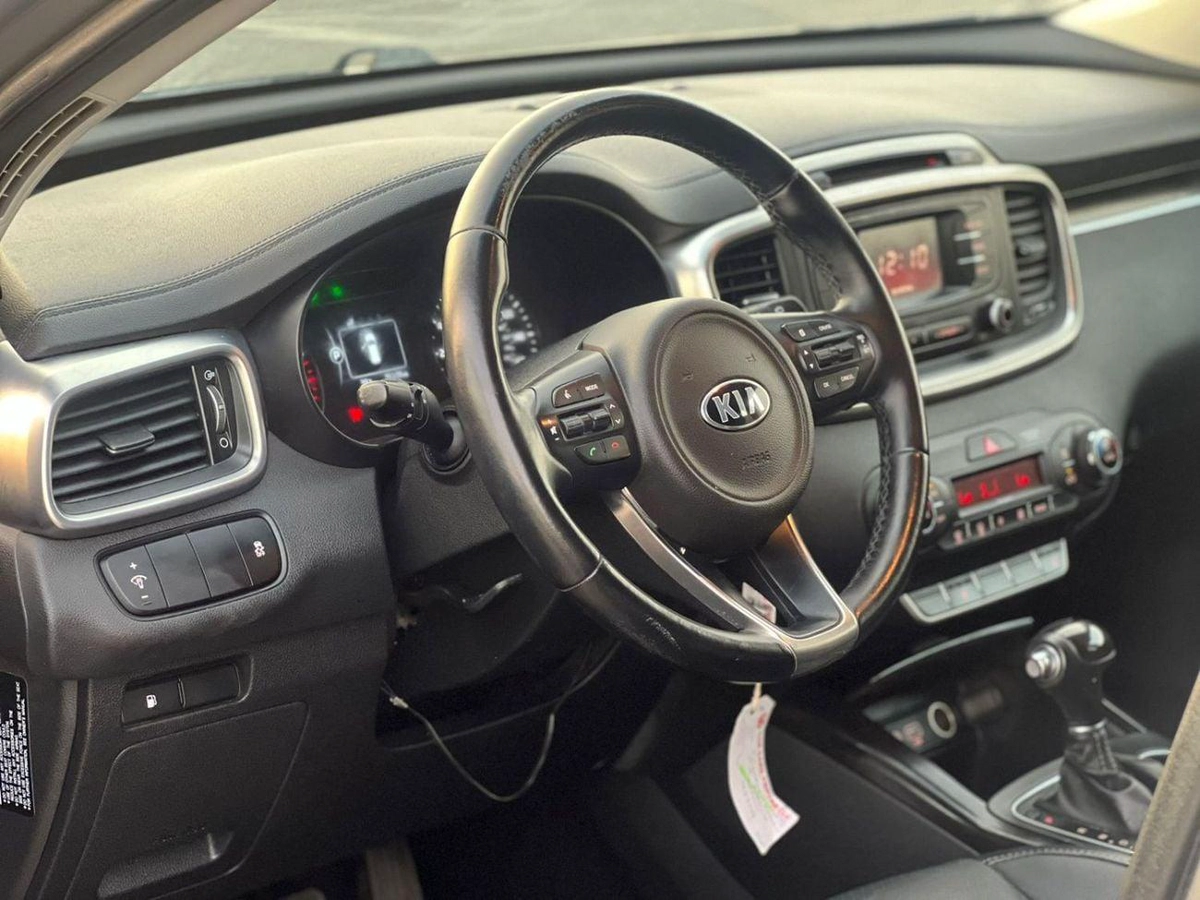 Kia Sorento 2016 Kia Sorento EX 3.3L V6 FWD-Petrol Rear Camera & Sensor - Leather Seat - 75000 mileage -31999 AE-10-0