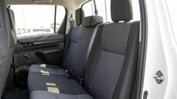 Toyota Hilux DLX TOYOTA HILUX 2.4L DIESEL MT 2024