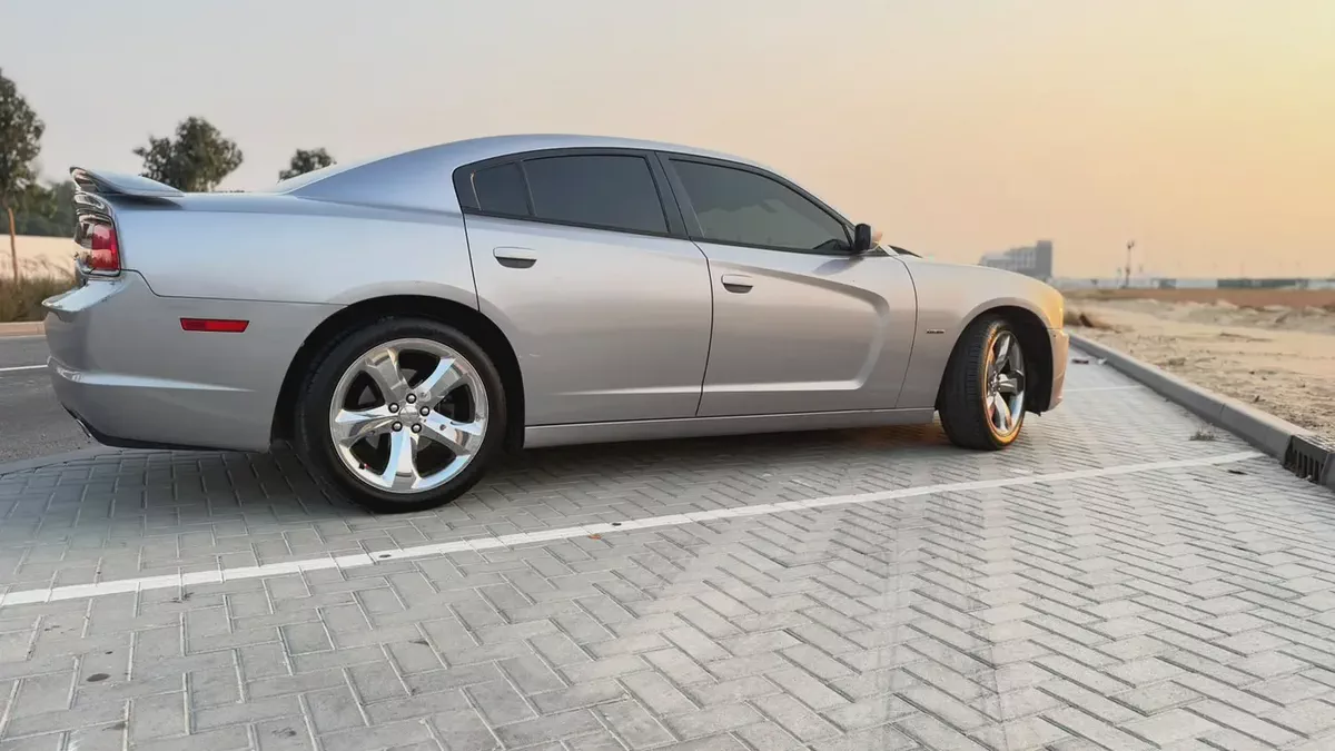2014 Dodge Charger SRT8 5.7L V8 GCC Specs-2-2