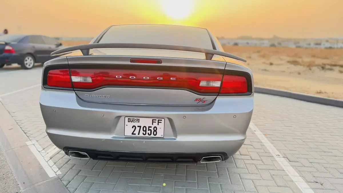 2014 Dodge Charger SRT8 5.7L V8 GCC Specs-5-5