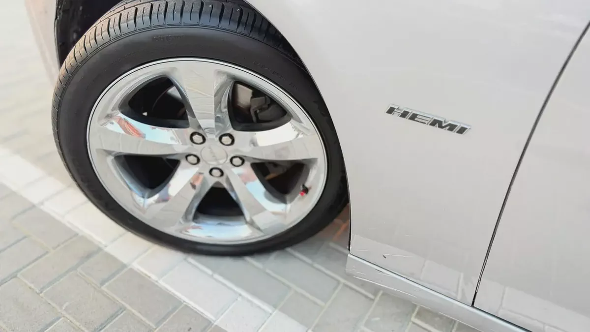 2014 Dodge Charger SRT8 5.7L V8 GCC Specs-7-7