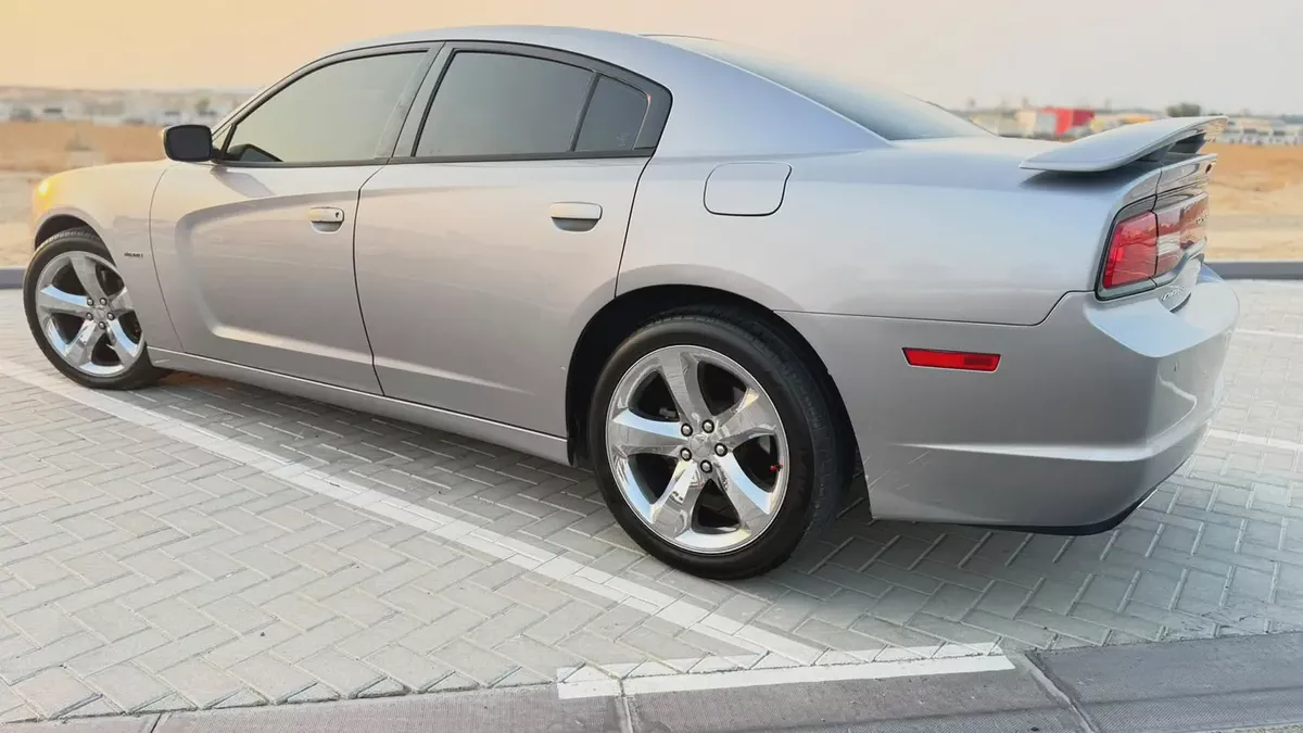 2014 Dodge Charger SRT8 5.7L V8 GCC Specs-8-8