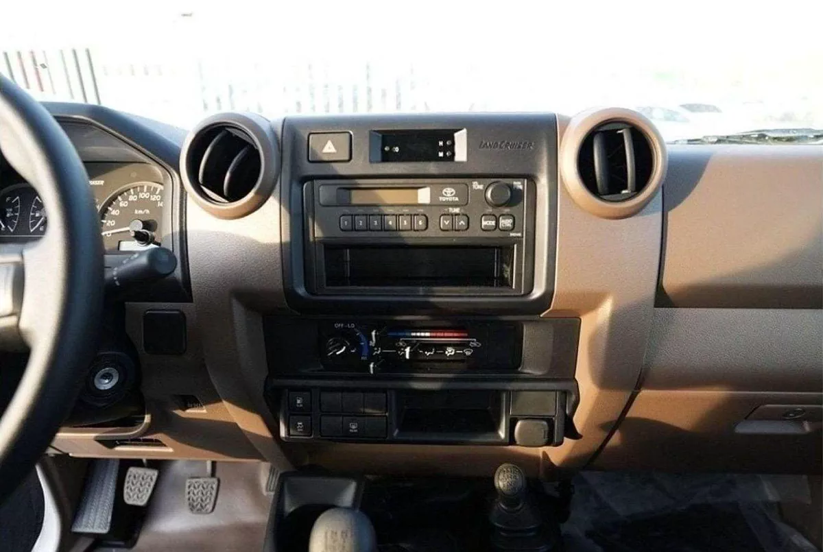 Toyota Land Cruiser 70 Toyota Land Cruiser Hard Top LC78 4.5L 3DOOR V8 Diesel 2024-8-0