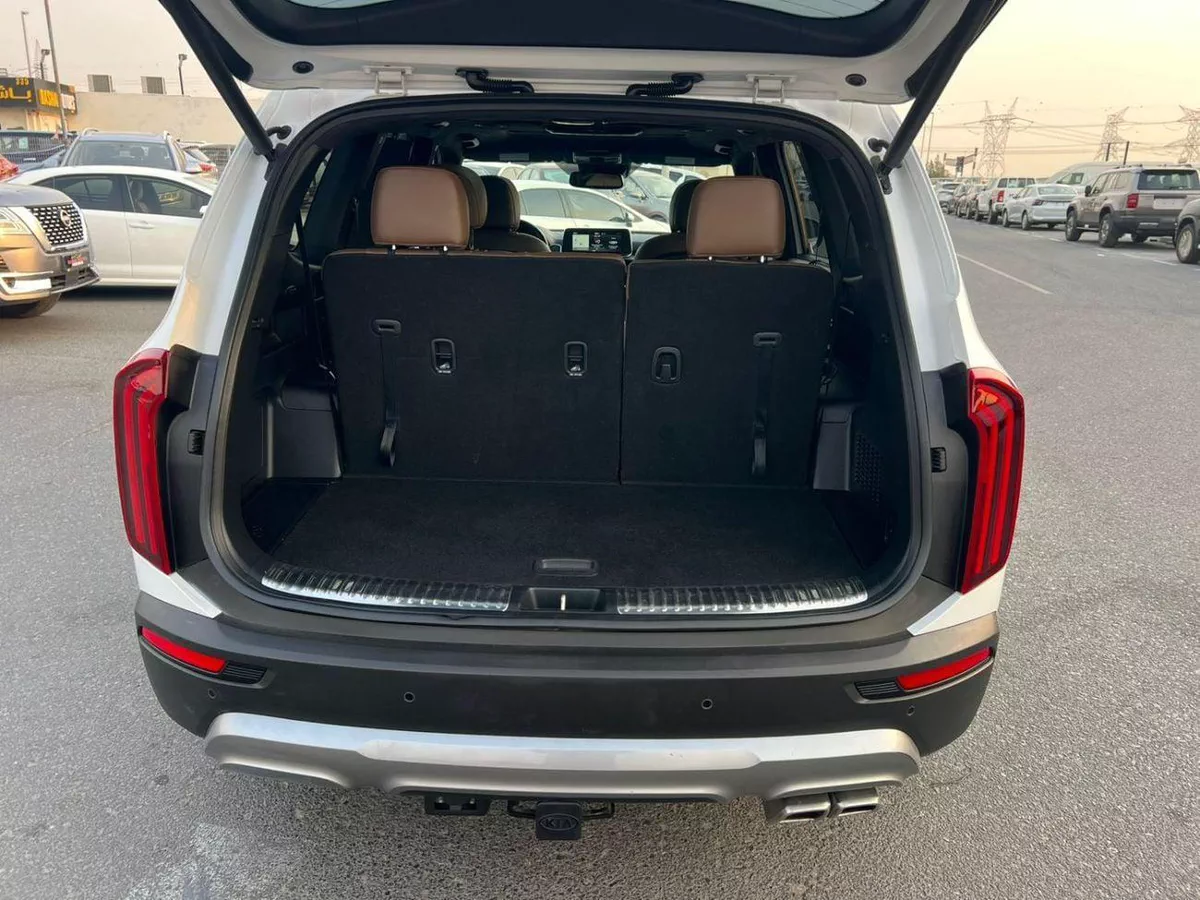 Kia Telluride SX PREMIUM 2021 KIA TELLURIDE FULL OPTION - PANORAMIC ROOF - HUD DISPLAY - AUTO TRUNK - HEAT & COOLING, LEAT-20-0