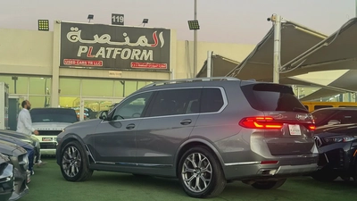 2025 BMW X7 xDrive40i - American Specsبي ام دبليو اكس ٧ موديل ٢٠٢٥ وارد امريكا كلين تايتل-3