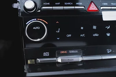 Hyundai Santa Fe Calligraphy 2024 GCC Specs 23,000 KM-15