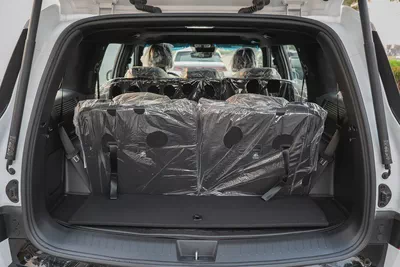 Hyundai Santa Fe Calligraphy 2024 GCC Specs 23,000 KM-5