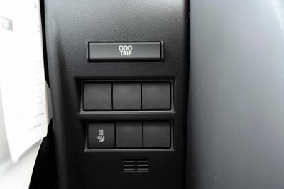 Toyota Land Cruiser VXR-22