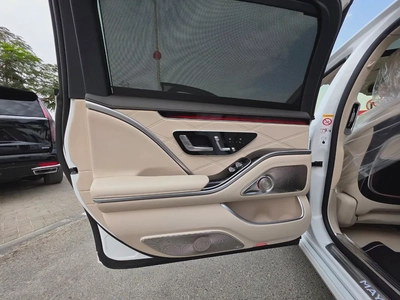 Mercedes-Maybach S 680 v 12 2024, Japanese Specs-15