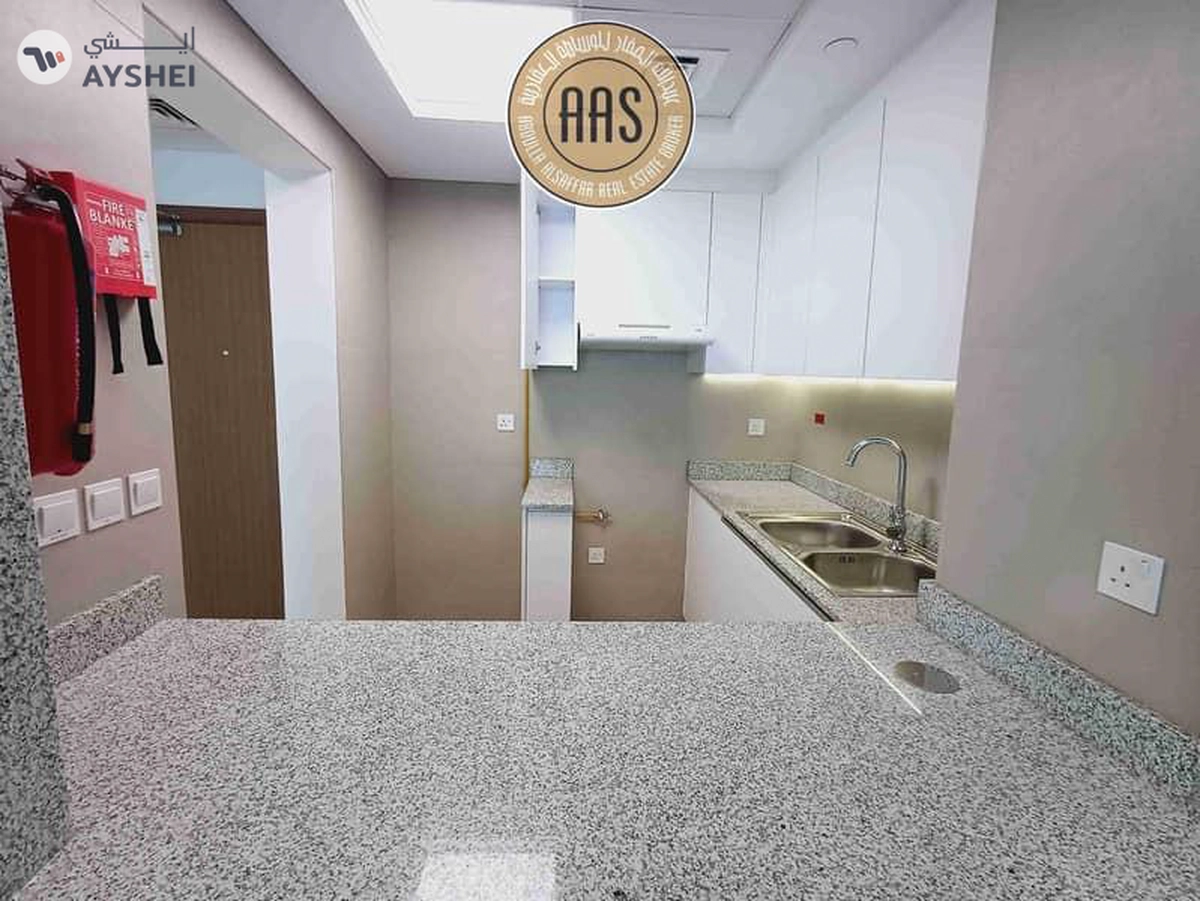 Modern and spacious 1BHK only 77k near to metro station-9-9
