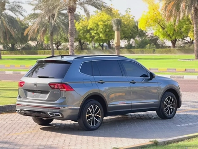 2021 Volkswagen Tiguan SE | American Specs | Well Maintained-2