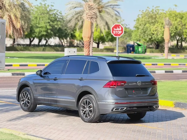 2021 Volkswagen Tiguan SE | American Specs | Well Maintained
