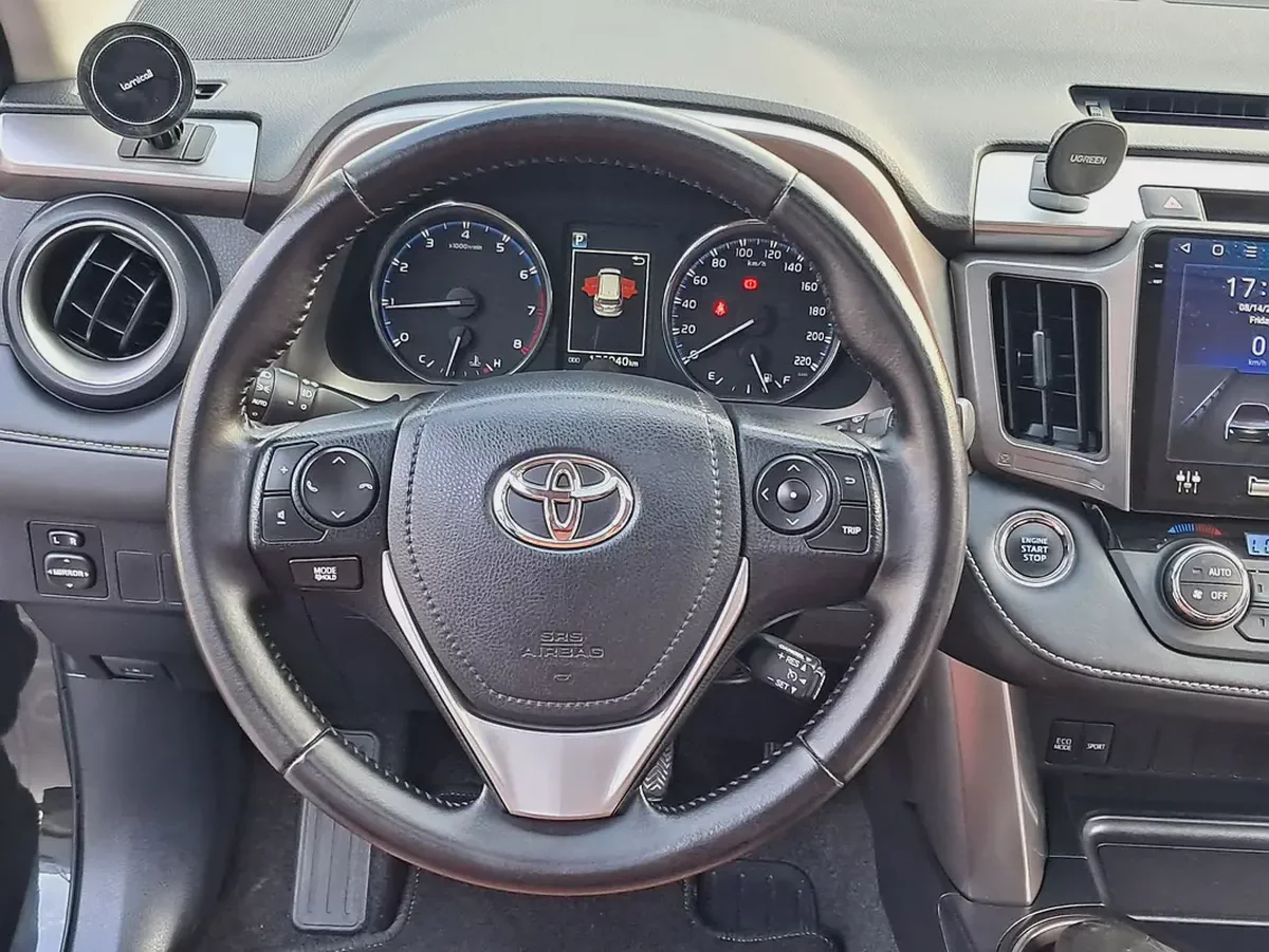 Toyota Rav 4 VX 2016 | GCC Specs | Full Option | Excellent Condition-15-15
