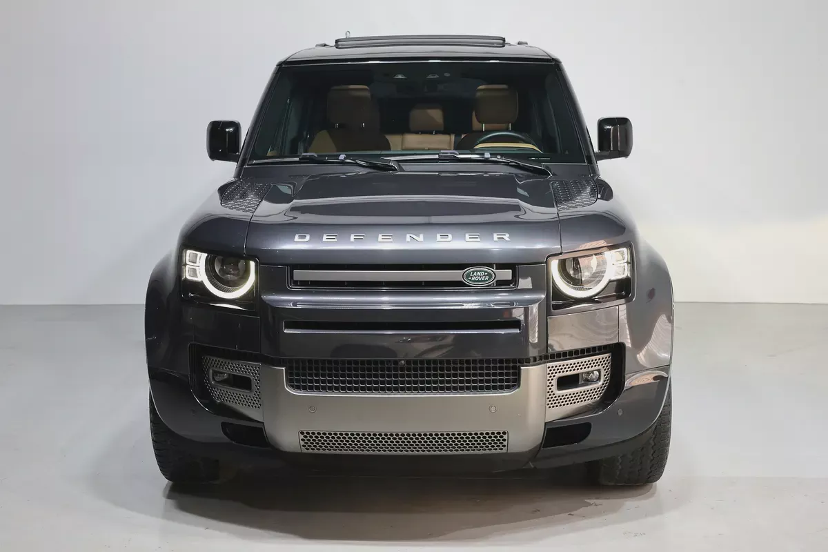 2025 Land Rover Defender 110 HSE P400 | GCC Specs | Brand New-5-5