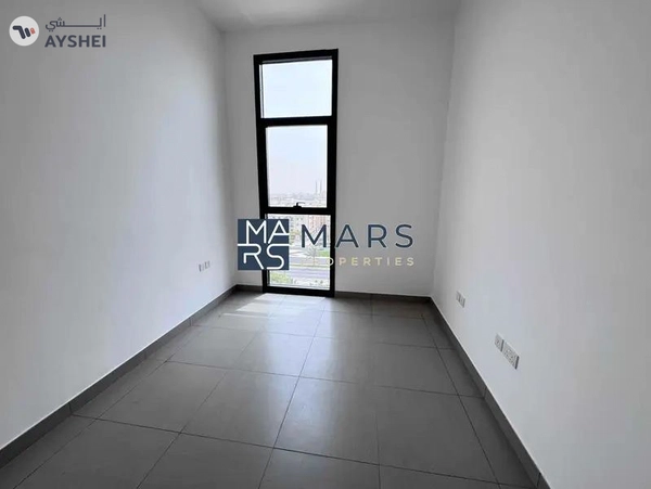 Spacious one bedroom apartment with kitchen appliances and all facilities available in Al Mamsha