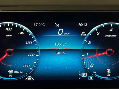 Mercedes Benz CLA250 AMG PREMIUM PLUS-8
