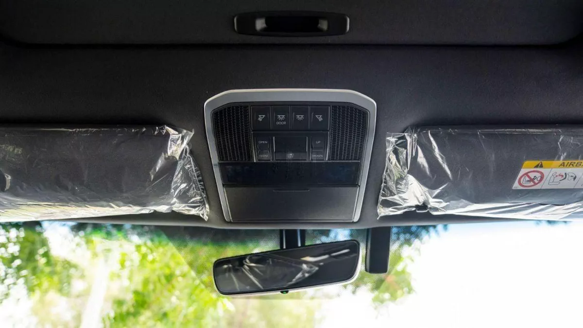 Toyota Land Cruiser VXR LAND CRUISER VXR 3.3L BLACK-14-0