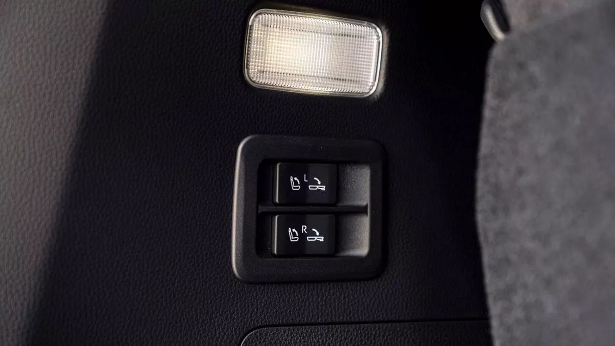 Toyota Land Cruiser VXR LAND CRUISER VXR 3.3L BLACK-19-0