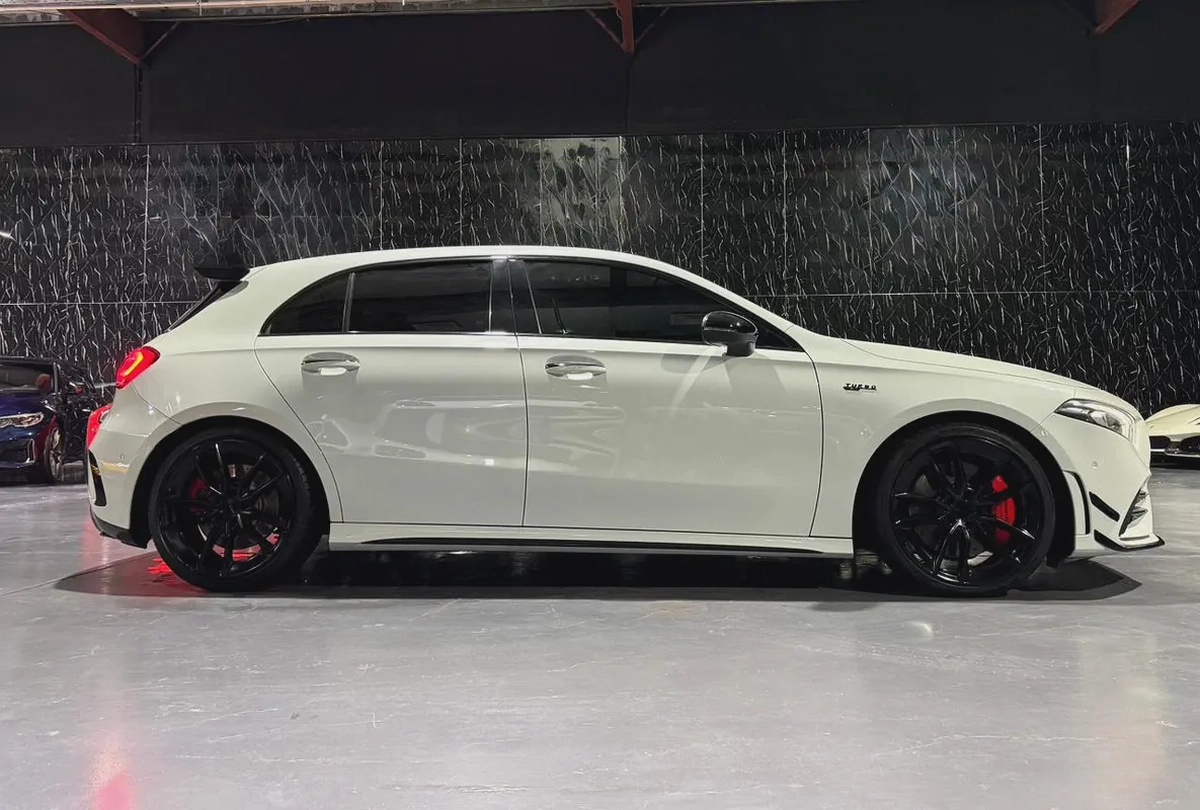 2022 Mercedes-Benz A 35 AMG 4MATIC | GCC Specs | Full Service History-5-5
