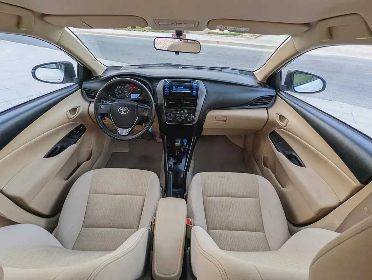 Lexus RX 350 Standard 2010 | GCC Specs | Well Maintained Clean Car With Low KM Perfect Family SUV-12-12