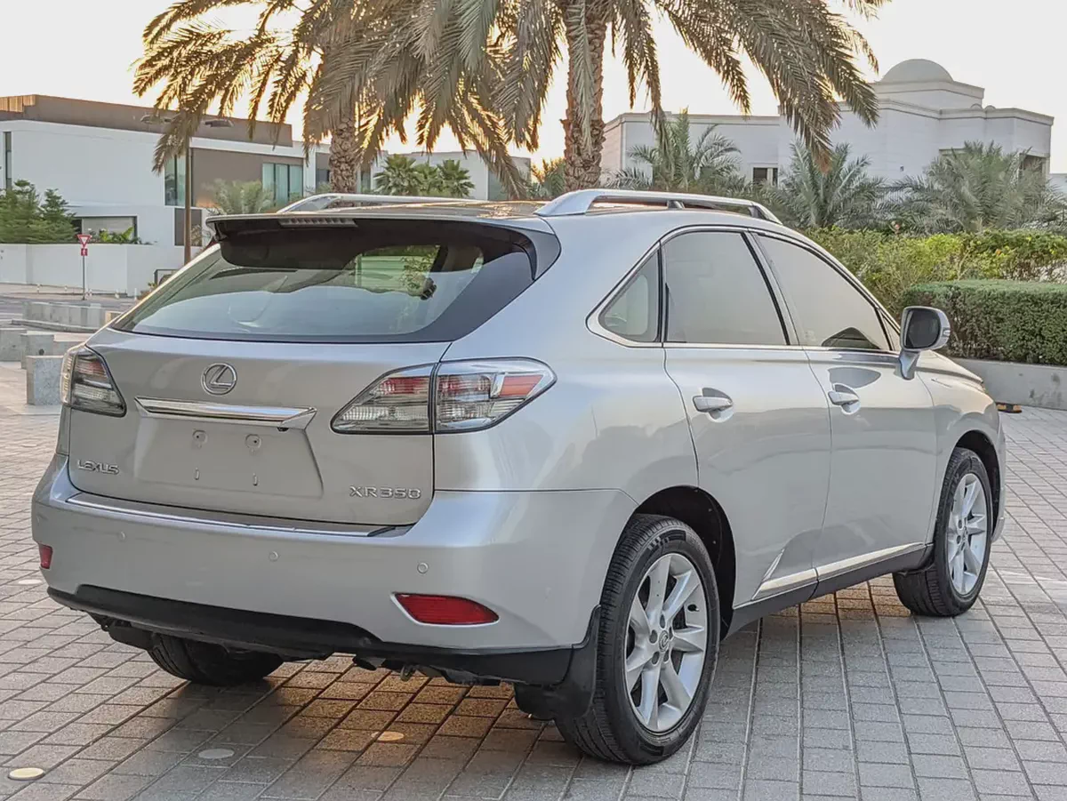 Lexus RX 350 Standard 2010 | GCC Specs | Well Maintained Clean Car With Low KM Perfect Family SUV-14-14