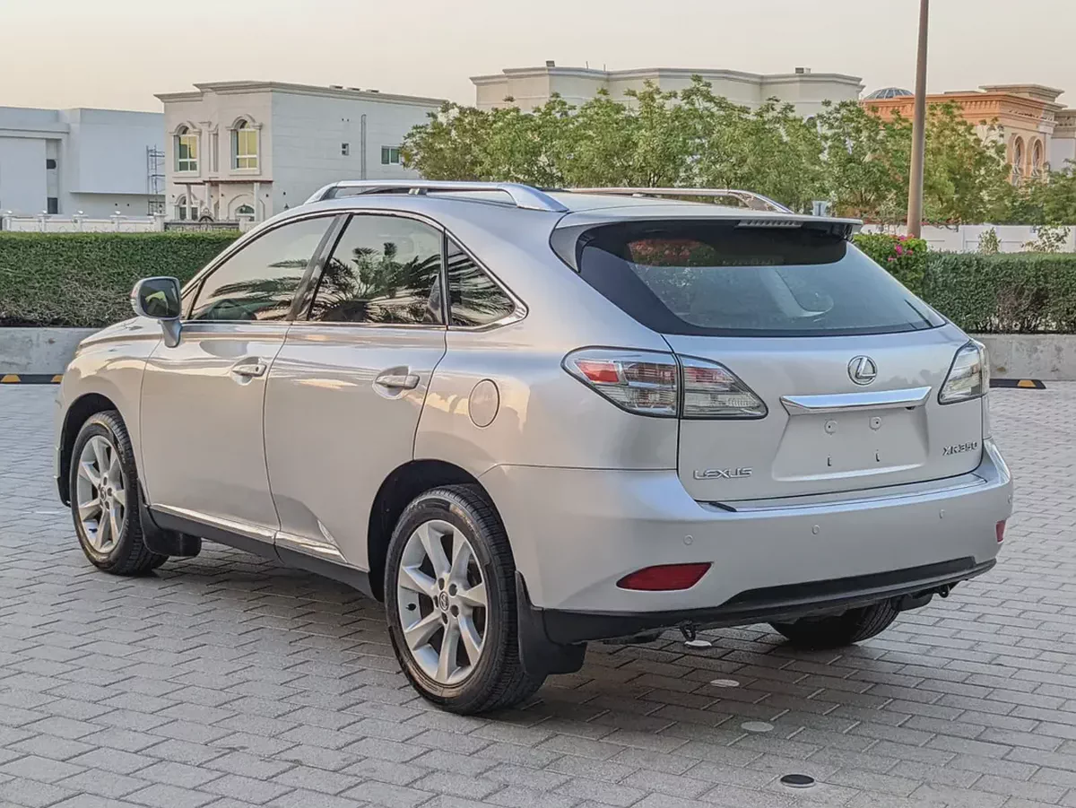 Lexus RX 350 Standard 2010 | GCC Specs | Well Maintained Clean Car With Low KM Perfect Family SUV-15-15