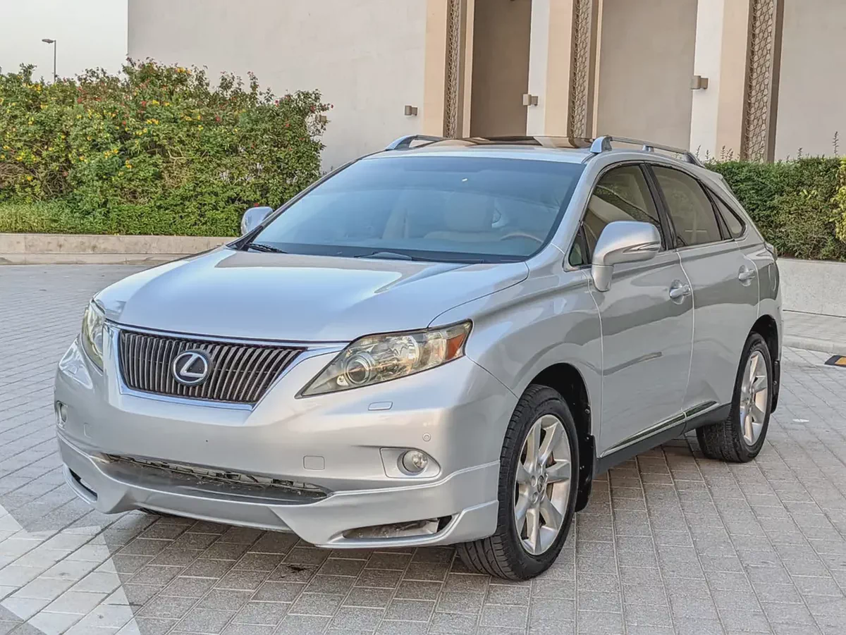 Lexus RX 350 Standard 2010 | GCC Specs | Well Maintained Clean Car With Low KM Perfect Family SUV-4-4