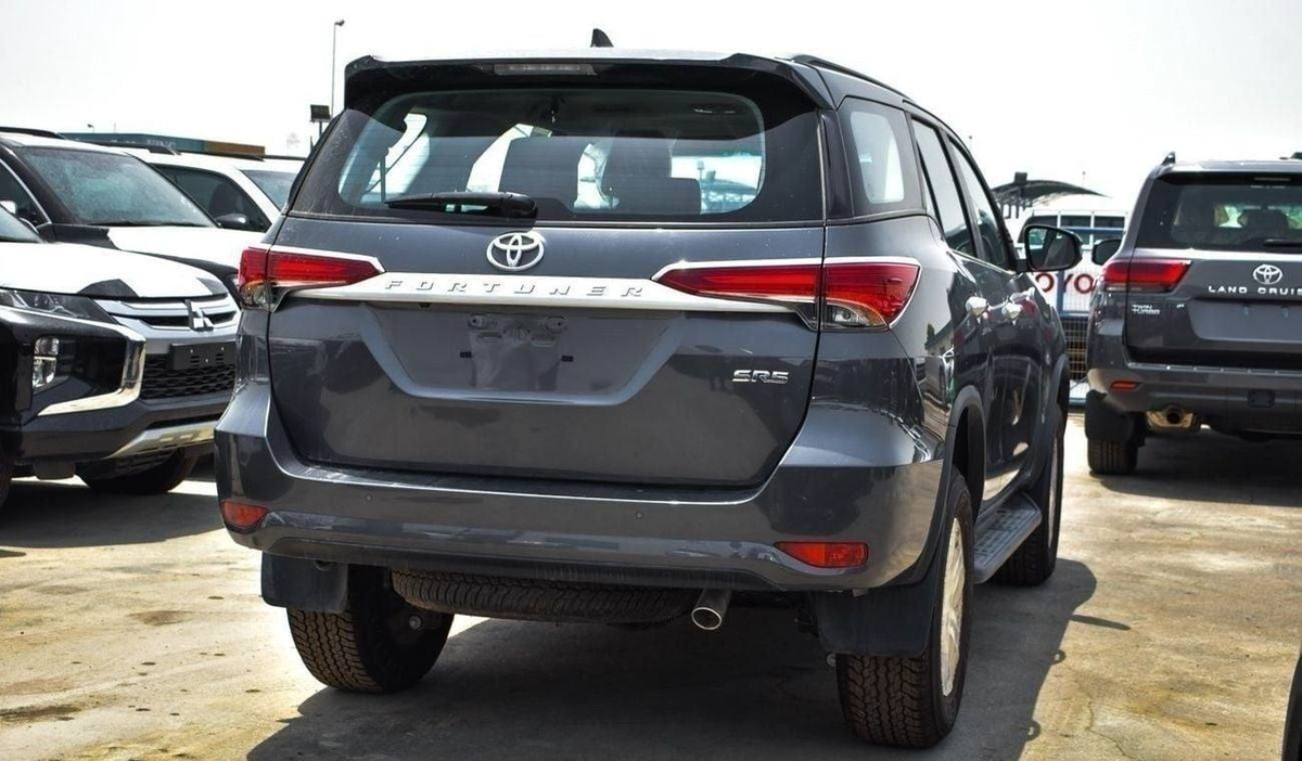 Toyota Fortuner GX2 Toyota fortuner 2.7L petrol 4x2 MY2023