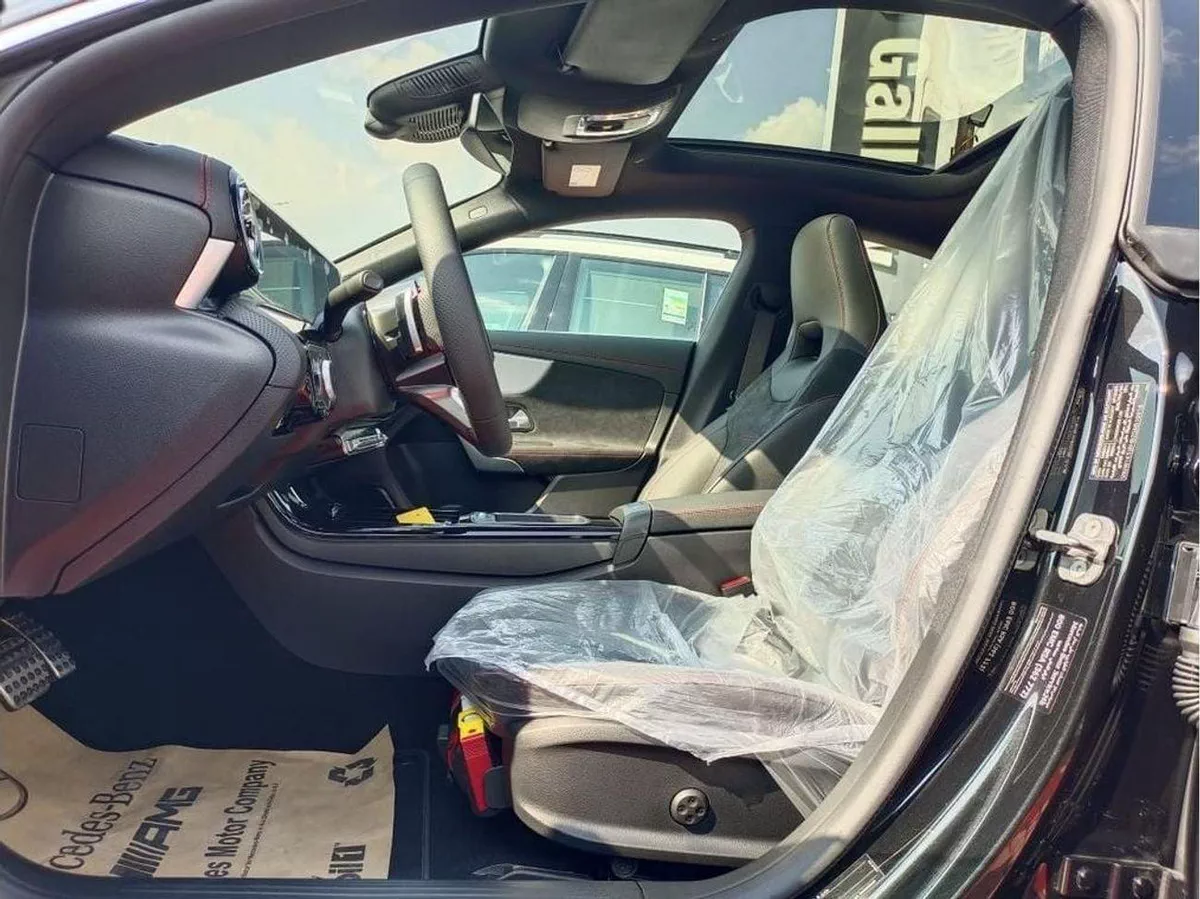 Mercedes Benz CLA 200 AMG 5 years Warranty 2025 GCC-9-0