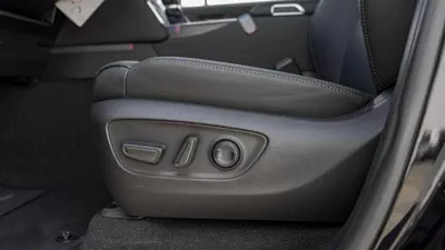 Toyota Land Cruiser VXR 3.5L-3