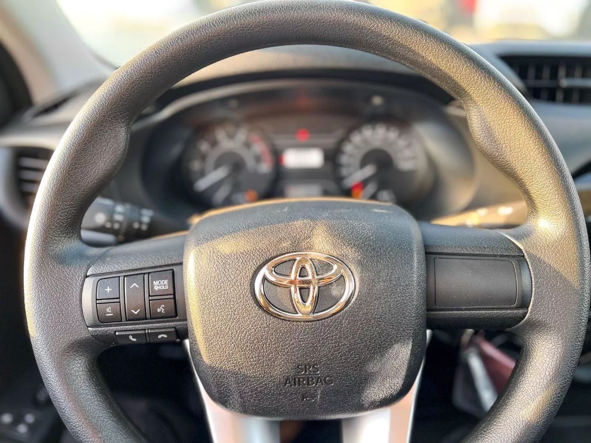 Toyota Hilux DLX EXPORT PRICE - TOYOTA HILUX 2.4L-23-0
