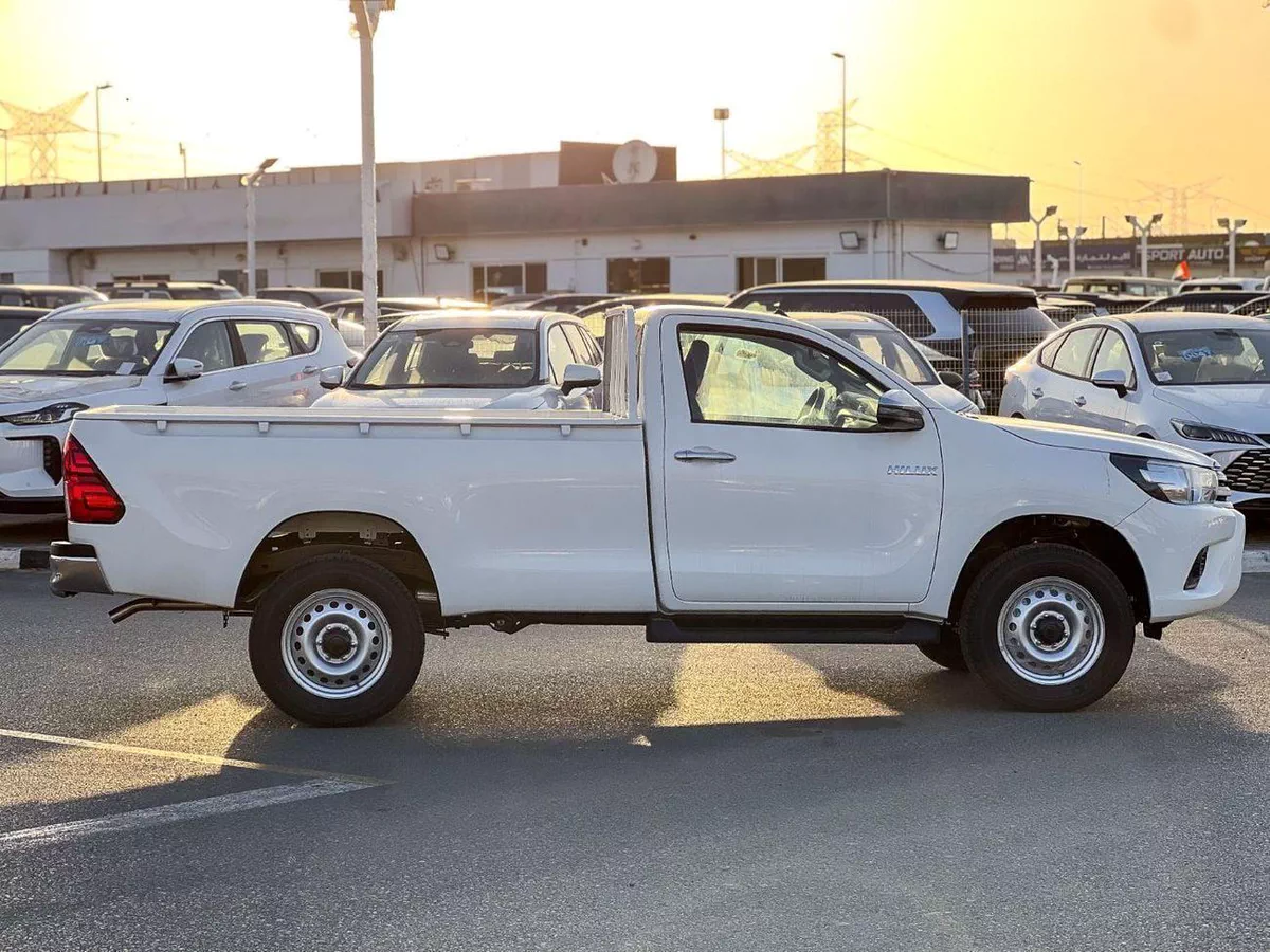 Toyota Hilux DLX EXPORT PRICE - TOYOTA HILUX 2.4L-3-0