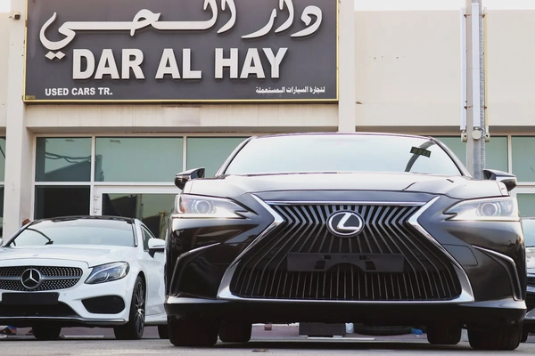 Lexus ES 350 F SPORT 2019 | GCC Specs | Pristine Condition
