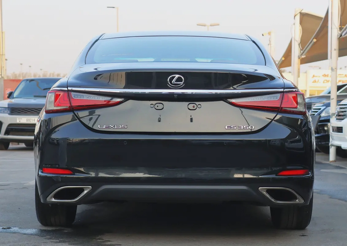 Lexus ES 350 F SPORT 2019 | GCC Specs | Pristine Condition-4-4