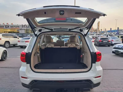 Nissan Pathfinder SV Midnight Black Edition2019 - GCC Specs - Well Maintained-17