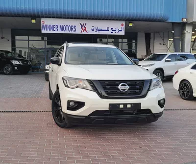 Nissan Pathfinder SV Midnight Black Edition2019 - GCC Specs - Well Maintained-1