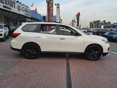 Nissan Pathfinder SV Midnight Black Edition2019 - GCC Specs - Well Maintained-7
