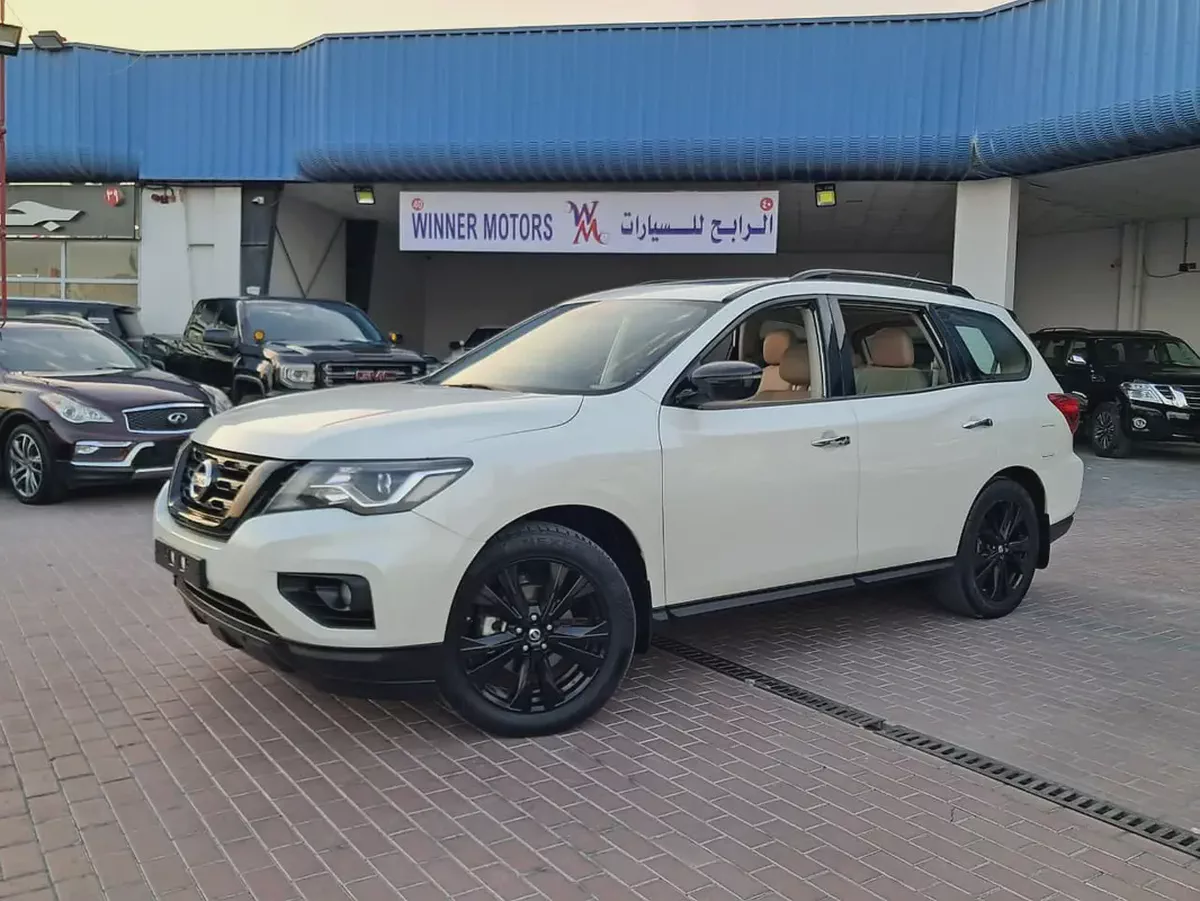 Nissan Pathfinder SV Midnight Black Edition2019 - GCC Specs - Well Maintained-2-2
