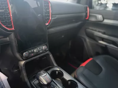 Ford Ranger Raptor 2025 GCC Specs-11