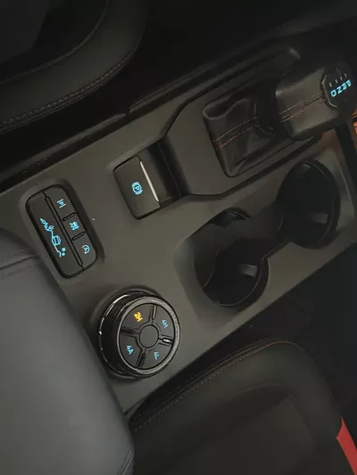 Ford Ranger Raptor 2025 GCC Specs-12