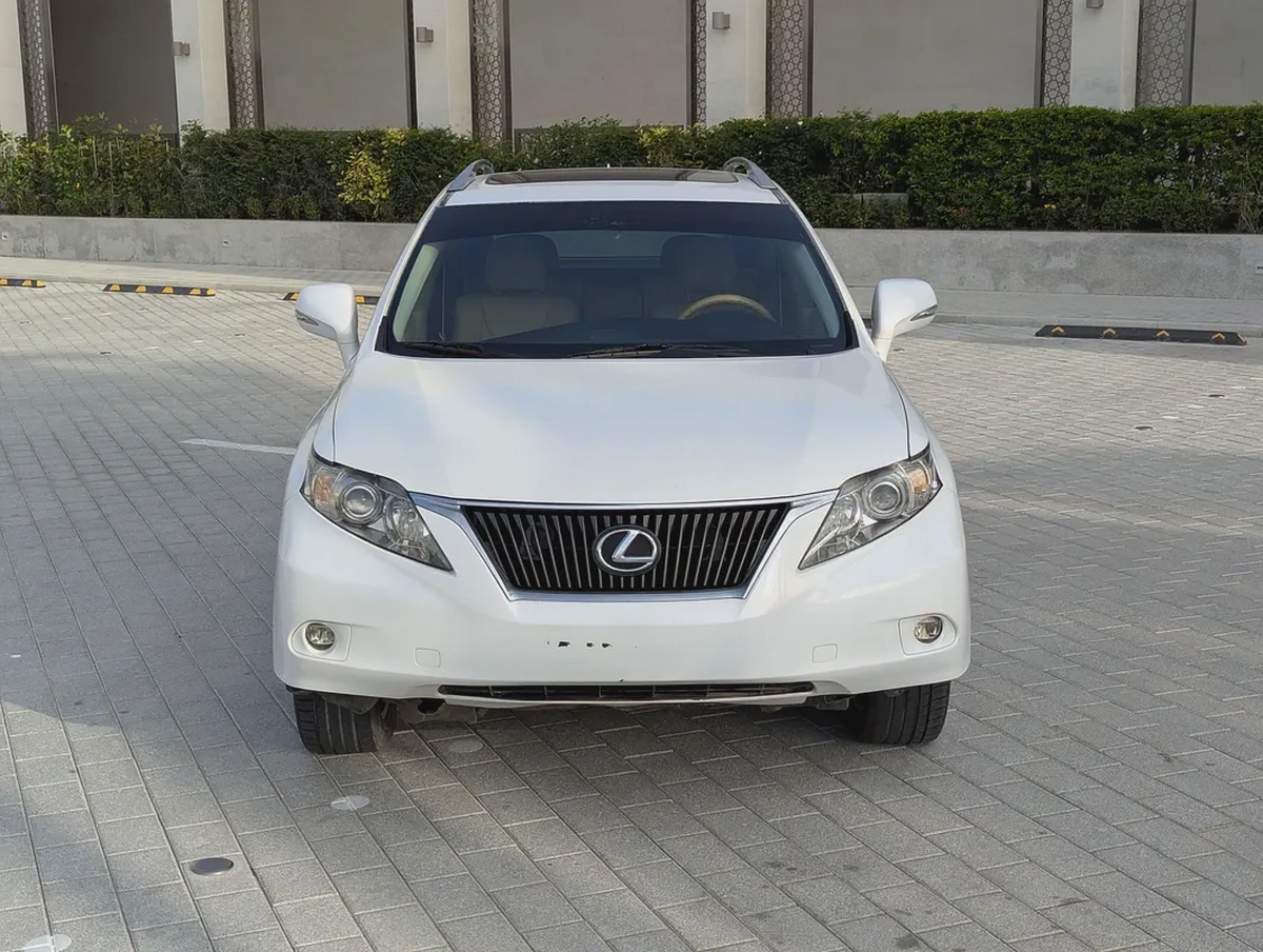 Lexus RX 350 Premier 2011 - American Specs Perfect Condition Inside Out Low KM Family Luxury SUV-4-4
