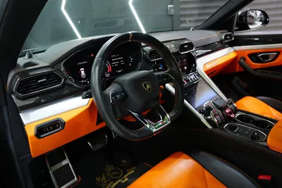 Lamborghini Urus-16