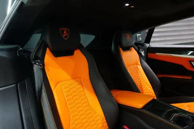 Lamborghini Urus-14