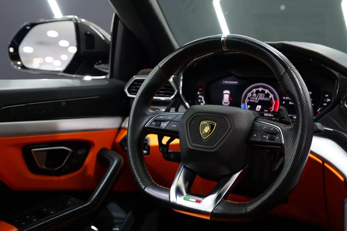 Lamborghini Urus-11-11