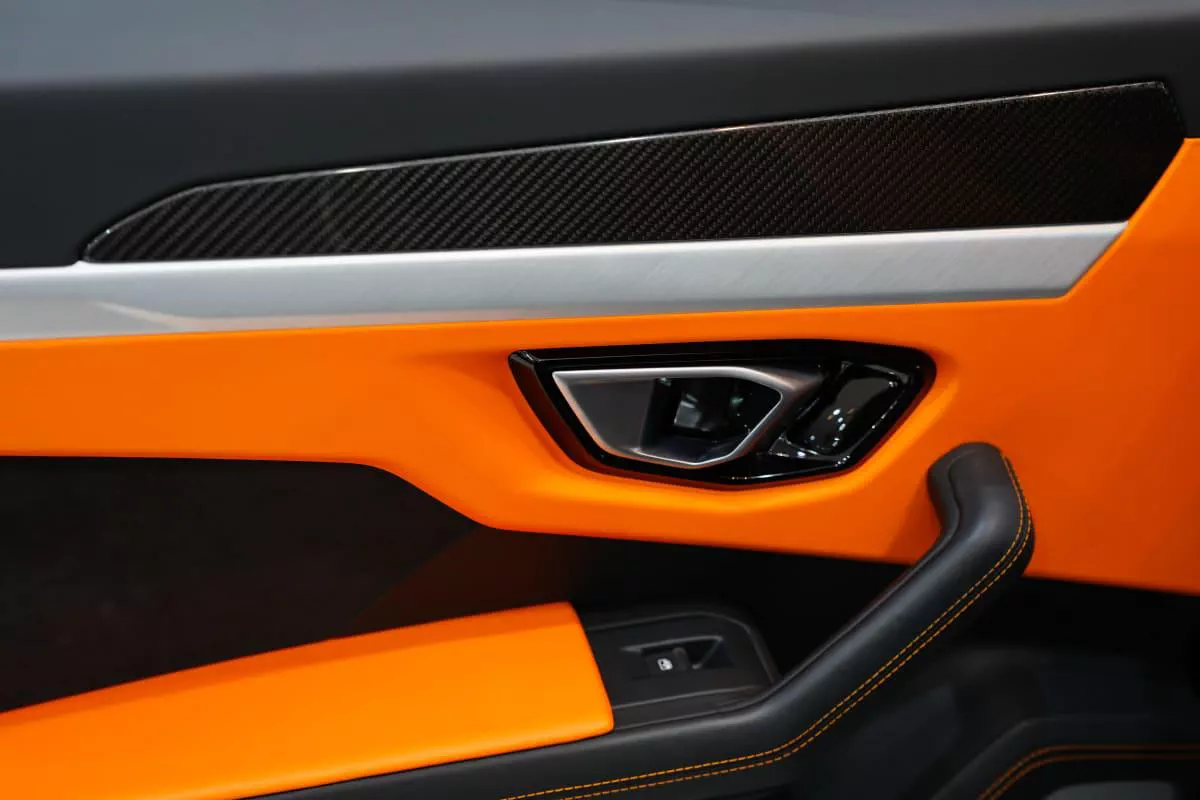 Lamborghini Urus-1-1
